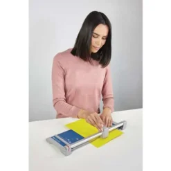 Dahle® Dahle 507 Rotary Cutter 8 Dahle® Dahle 507 Rotary Cutter -Painting Tool Store Dahle507RotaryCutter 2